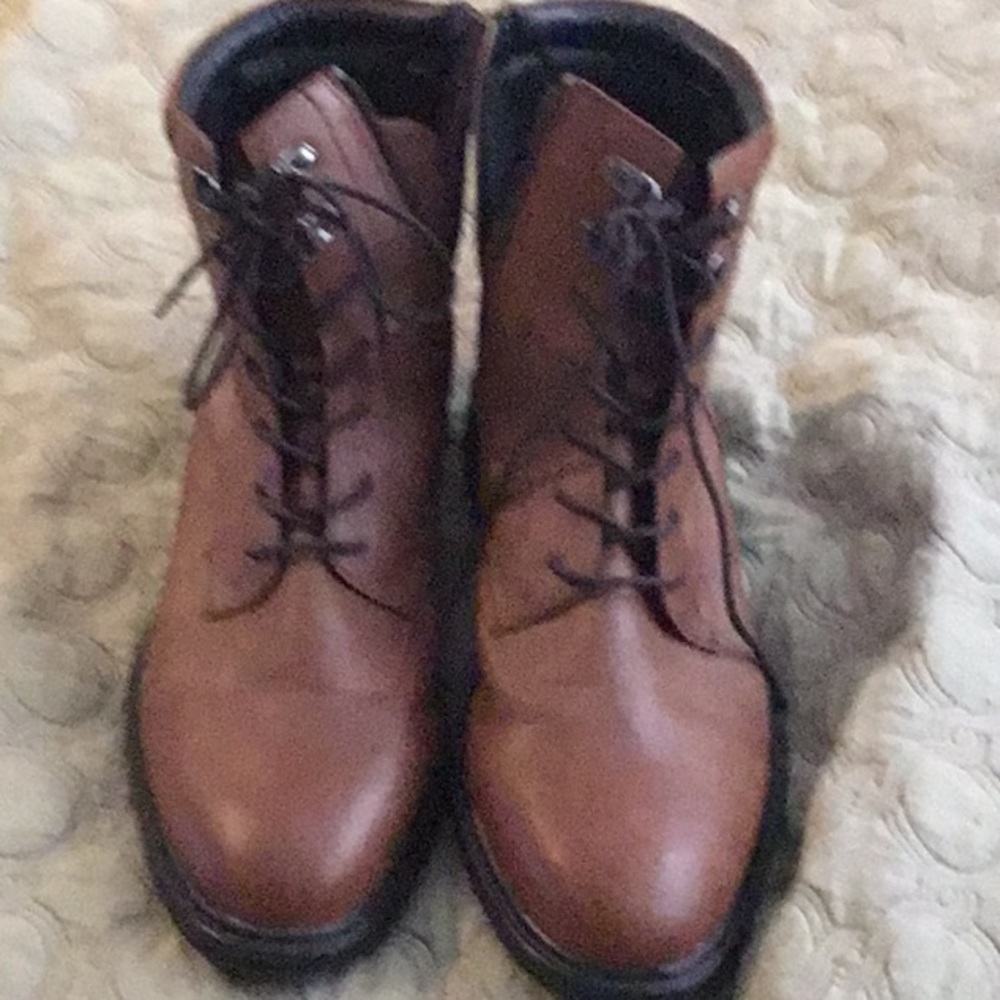 ALFANI SIZE 12 BOOTS